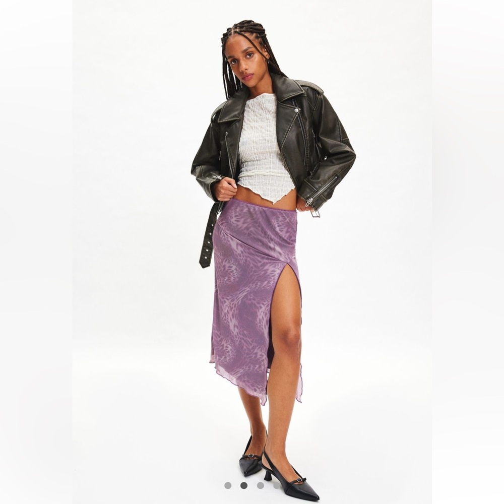 Silence and Noise Asymmetrical Elegant Purple Women's Skirt, size Medium , NWT